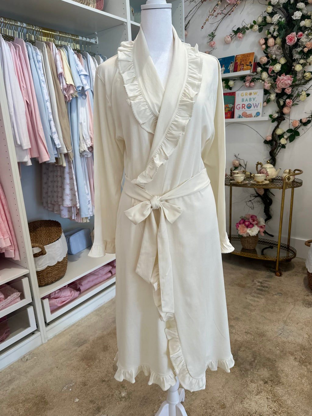 LUXURY IVORY RUFFLE ROBE